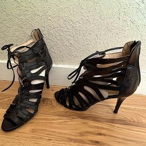 Slightly used, laced, sandals, black, heels.